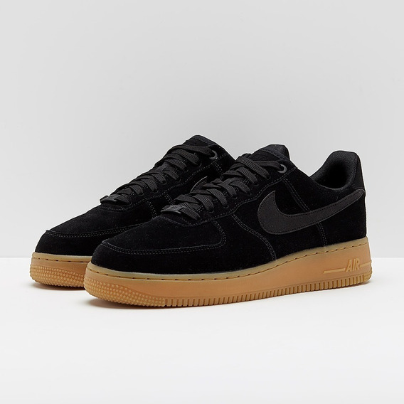 nike air force 1 gamuza negra