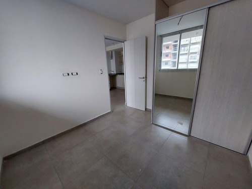 Departamento En Venta De 33m² 2 Ambientes 1 Cochera Distrito Centro, Rosario