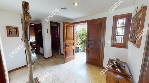 Libertador Al Rio, Chalet Sobre 2100mts. De Lote.