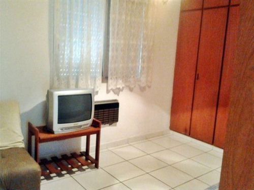 Imagem 7 de 20 de Apartamento Amplo 80 M2 Com 02 Dormitorios 02 Banheiros Padrao Elevado Na Avenida Presidente Wilson Perto Do Pao De Acucar E Do Extra E Mc Donalds Escola Objetivo E Faculdade Fortec - Hm1165