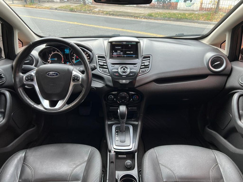 Imagen 9 de 25 de Ford Fiesta Kinetic Design 1.6 Titanium Powershift 120cv