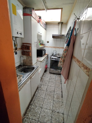 Casa 3d, 1b, 2e, 1bo. - Metro Neptuno.