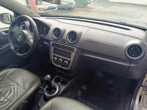 Volkswagen Saveiro 1.6 Cab. Simples Total Flex 2p