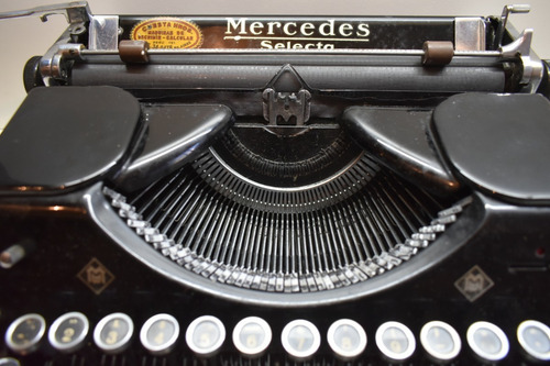 Antigua Maquina Escribir Portatil Mercedes Selecta K50 1937 (Usado)