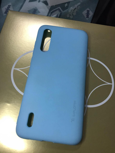 Celular Xiaomi Mi 9 Lite ( Semi Novo) 64gb Pequena Avaria