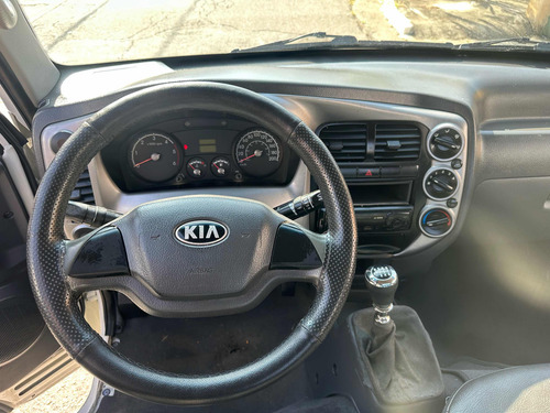 Kia Bongo 2.5 Std 4x2 Rs Turbo S/ Carroceria 2p