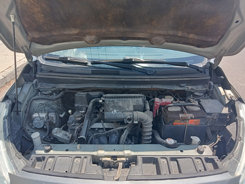 Dodge Attitude 1.2 Sxt Mt