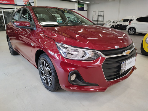 Chevrolet Onix plus 1.0 Lt 4p