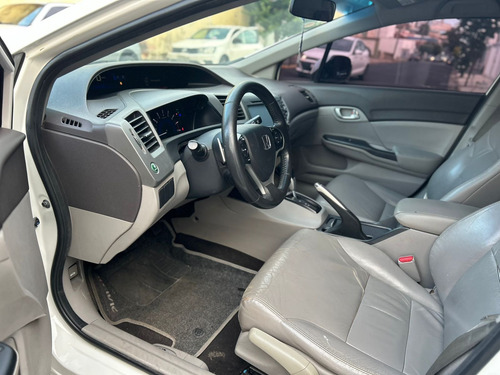 Honda Civic 2.0 Lxr Flex Aut. 4p