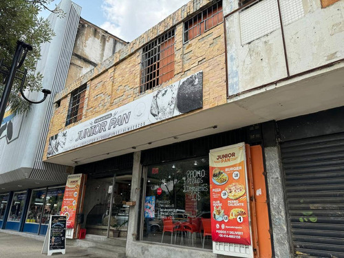 Tibisay Rojas Vende Fondo De Comercio De Panaderia En Avenida Bolivar Norte     Cod. 236131