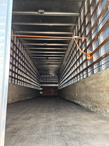 Carreta Bau Furgao 30 Pallets Randon Ano 2011 Com Pneus