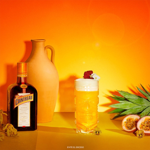 Licor Cointreau L'unique 700ml Original Importado Francia