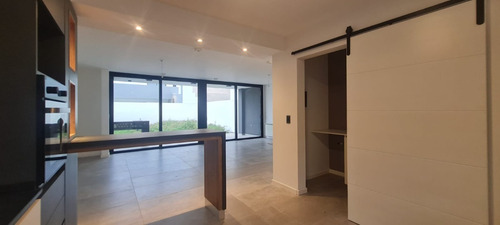 Imagen 6 de 14 de Dúplex De Categoria - 3 Dorm 3 Baños Patio Asador - A Estrenar - Greenville Ii