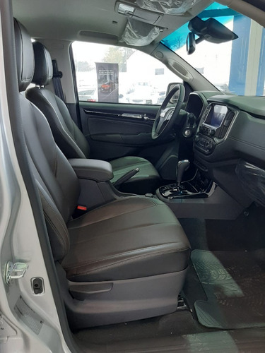 Imagen 8 de 15 de Chevrolet S10 2.8 High Country 4x4 Automática 2023 Pick Up