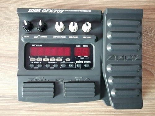 Pedalera Multiefectos Zoom Gfx-707 Para Guitarra Electrica 