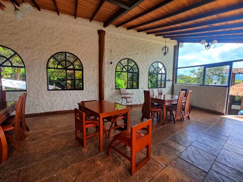 Imagen 9 de 19 de Posada Y Club Turistico. Venta. San Cristóbal