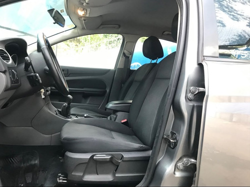 Ford Focus Trend 2.0 - Tute Cars Fernando