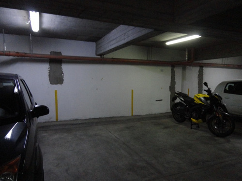 Imagen 3 de 8 de Cochera Cubierta En Venta - Banfield