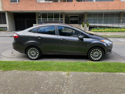 Ford Fiesta 1.6 Titanium At