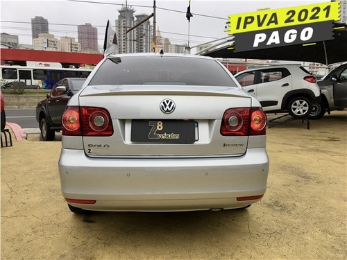 Volkswagen Polo Sedan 1.6 Mi Comfortline 8v Flex 4p Automati