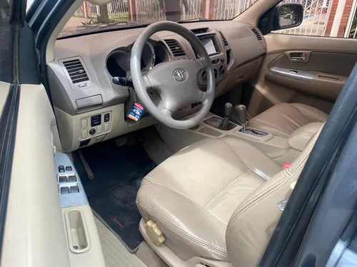 Toyota Fortuner 3.0 Sr5
