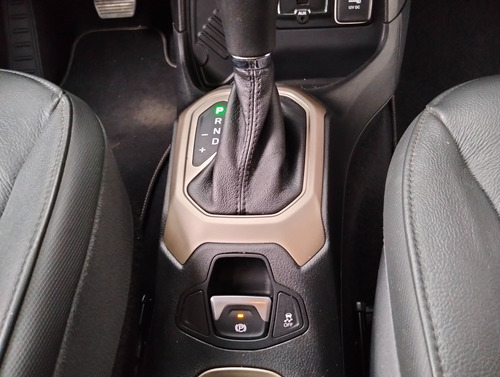 Jeep Renegade 1.8 Latitude 4x2 At