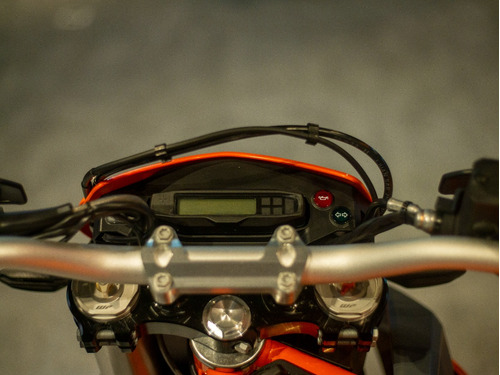 Imagen 15 de 25 de Ktm 690 R Enduro Unidades Disponibles