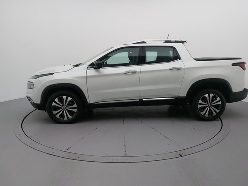 Fiat Toro 2.0 16V TURBO DIESEL VOLCANO 4WD AT9