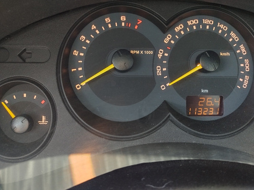 Imagem 3 de 14 de Chevrolet Classic 2010 1.0 Flex Power 4p