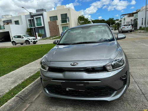Kia Rio 1.6 L Hatchback Mt