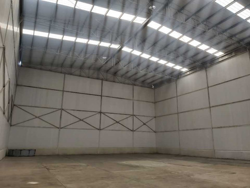 Imagen 5 de 15 de Bodega Ubicada Exclente Sector Comercial E Industrial Juan Mina