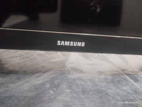 Tv Led 32 Pulgadas Samsung Pantalla Rota (Usado)