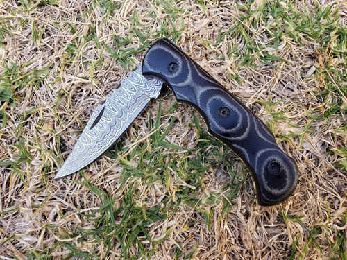 Navaja Plegable Acero Damasco Mango Micarta Color Negro Con Gris