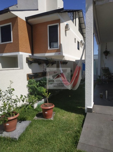 Imagem 4 de 28 de Casa A Venda No Bairro Cachoeira Do Bom Jesus Em - 4318-1