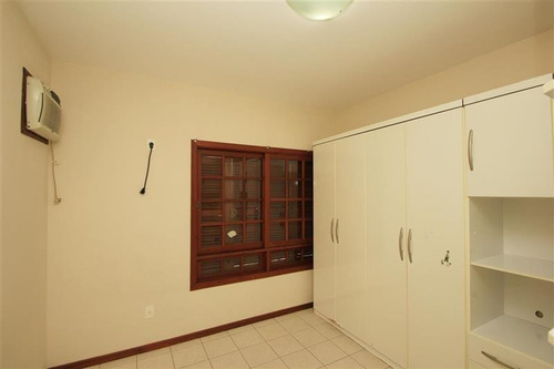 Casa À Venda, 224 M² Por R$ 1.350.000,00 - Itacorubi - Florianópolis/sc - Ca3321