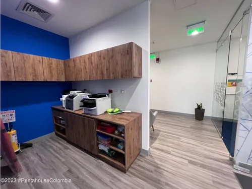 Comercial En Santa Ana Occidental Rah Co: 25-1073