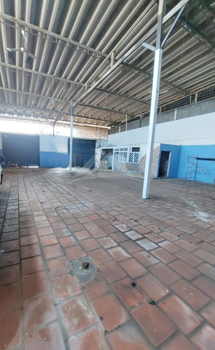 Imagen 8 de 10 de Galpón En Venta