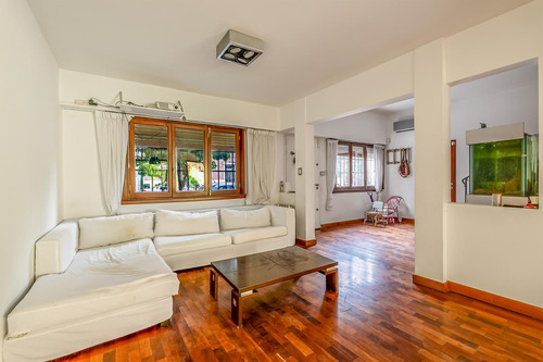 Excelente Casa - 5 Amb - Piscina - Parrilla - Suite - Belgrano R