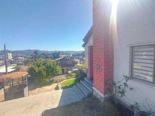 Amplia Y Hermosa Casa En Venta De 4 Dorm. En Quilpué