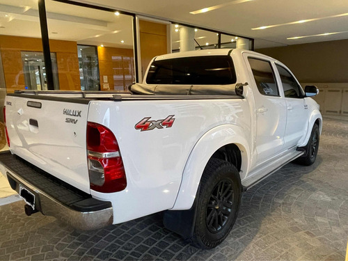 Toyota Hilux 3.0 Cd Srv Cuero 4x4 5at - A4
