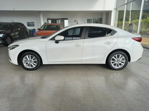 Mazda 3 Touring At