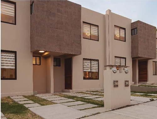 Meseta Altta Homes