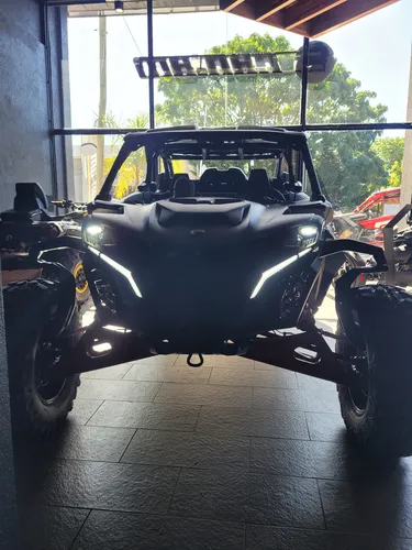 Can Am  Maverick Xrs R  240 Hp  4 Plazas
