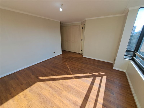 Precio Insuperable!! Depto En Venta De 4 Dorm. En Las Condes