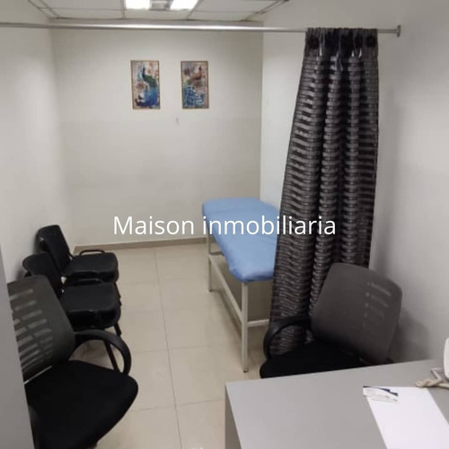 Imagen 4 de 10 de Se Vende Clínica En Maracay Tlf. 04243162405