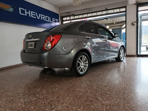 Imagen 10 de 19 de Chevrolet Sonic 2013 1.6 Ltz 4 P