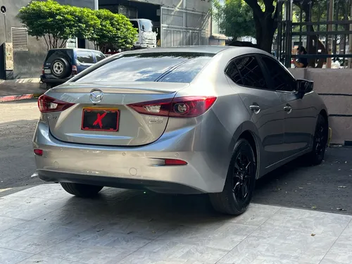 Mazda 3 2.0 Touring At