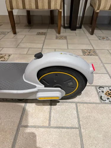 Monopatín Eléctrico Ninebot Kickscooter Max G30lp