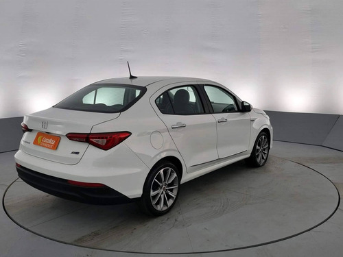 Imagem 5 de 13 de Fiat Cronos 1.8 E.torq Flex Precision At6