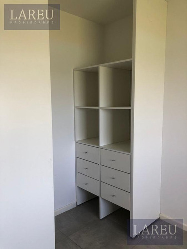 Imagen 10 de 13 de Departamento En Venta - Lagoon Pilar